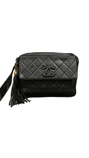 Chanel, Vintage Camera/Tassl Bag - designer second hand vienna