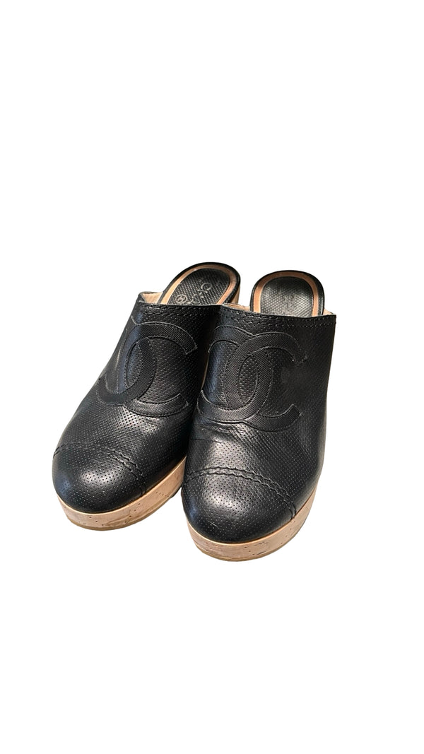 Chanel, Clogs, Gr.38 - designer second hand vienna