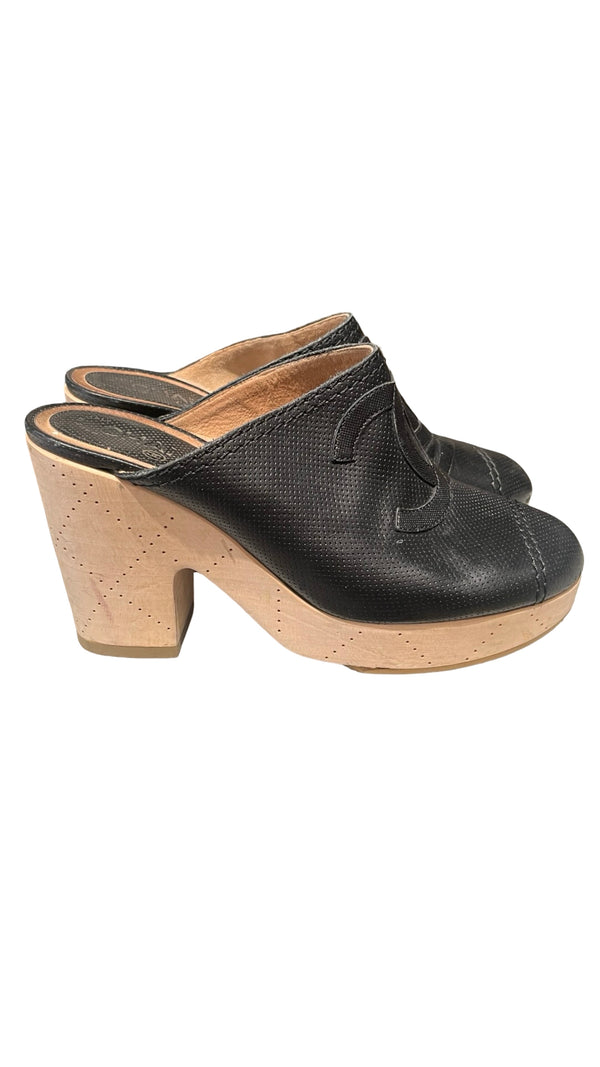 Chanel, Clogs, Gr.38 - designer second hand vienna