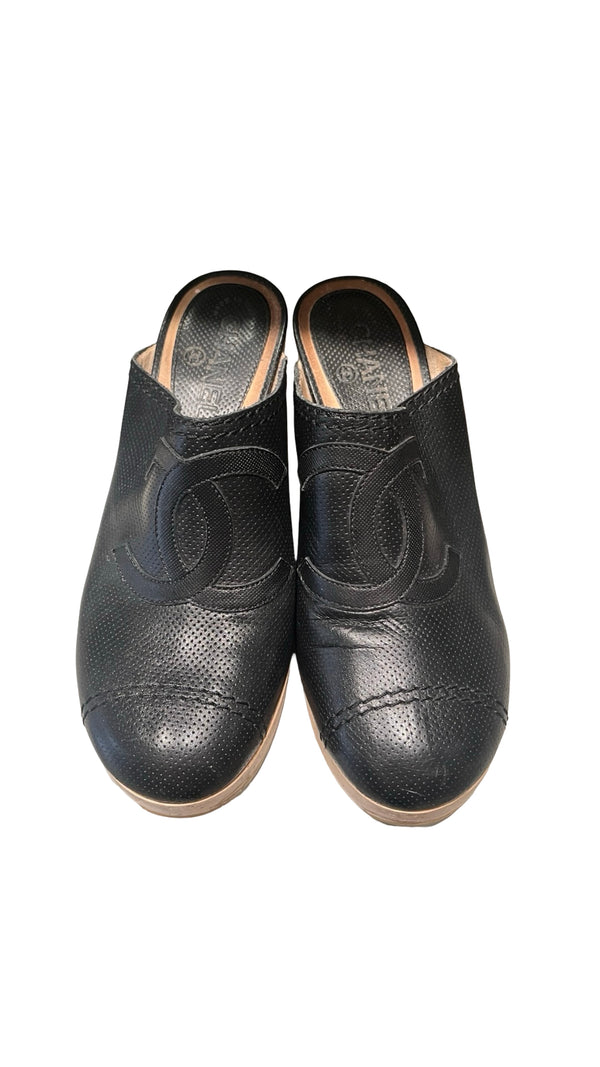 Chanel, Clogs, Gr.38 - designer second hand vienna