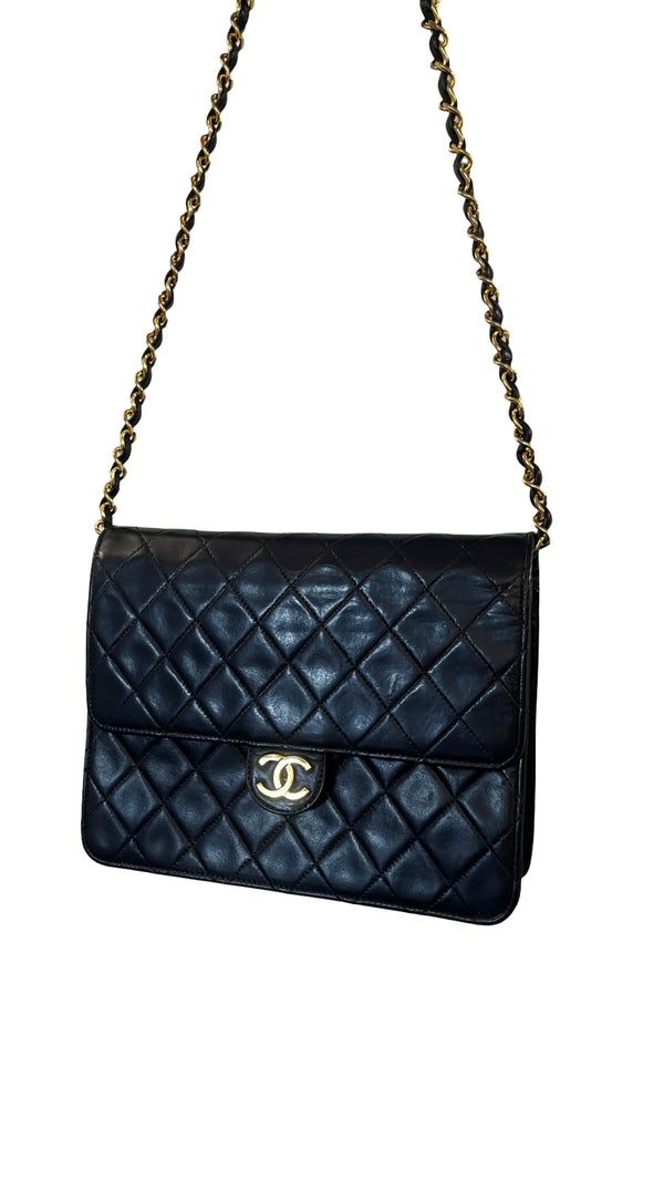 Chanel, Vintage single Flap bag, navy - designer second hand vienna