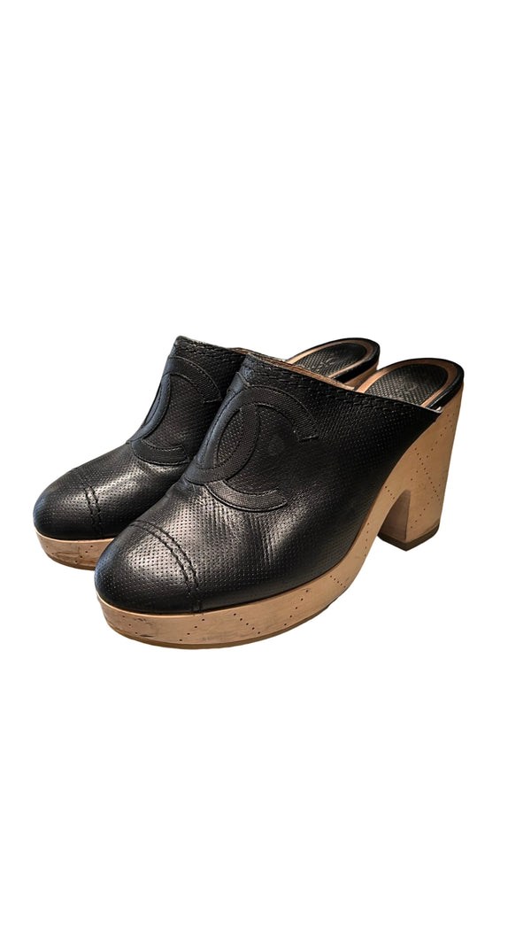 Chanel, Clogs, Gr.38 - designer second hand vienna