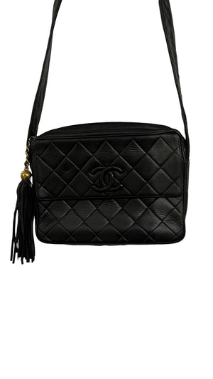 Chanel, Vintage Camera/Tassl Bag - designer second hand vienna