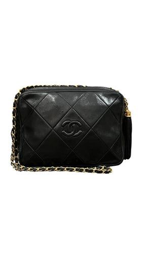 Chanel, 90s Vintage Camera Bag & Tassl - designer second hand vienna