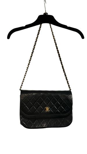 Chanel,Vintage half moon Flap bag - designer second hand vienna