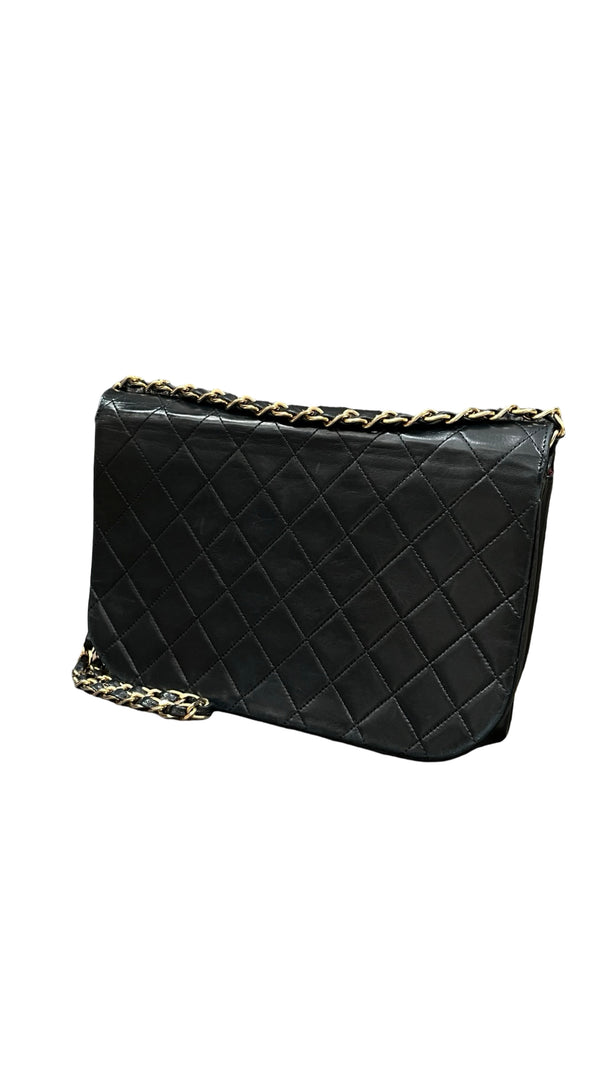 Chanel,Vintage half moon Flap bag - designer second hand vienna