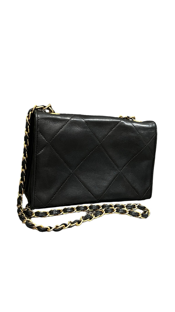 Chanel, Vintage CC Flap Bag - designer second hand vienna