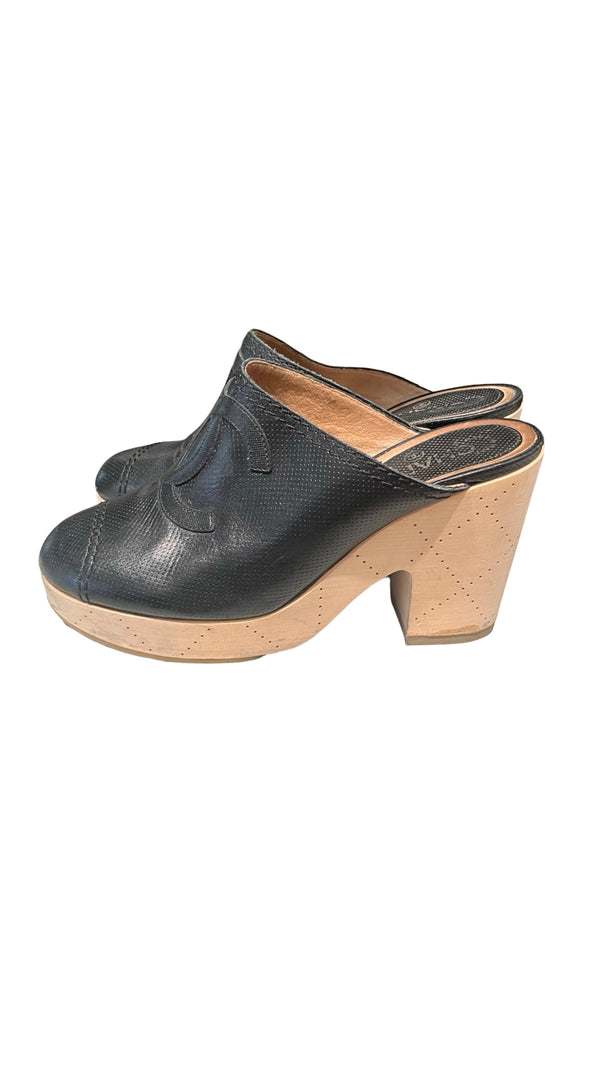 Chanel, Clogs, Gr.38 - designer second hand vienna