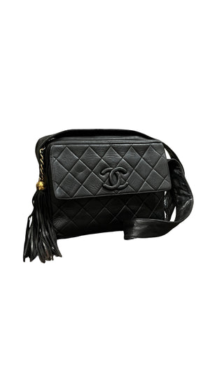 Chanel, Vintage Camera/Tassl Bag - designer second hand vienna