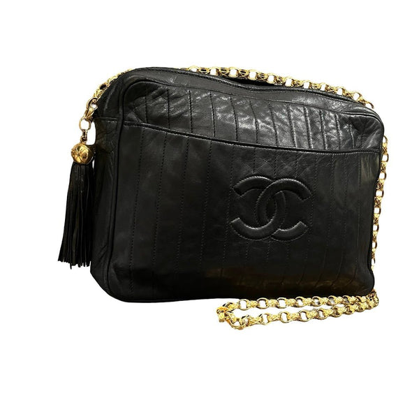 Chanel, 90s Vintage, CC Quilted Chain bag & tassl - designer second hand vienna