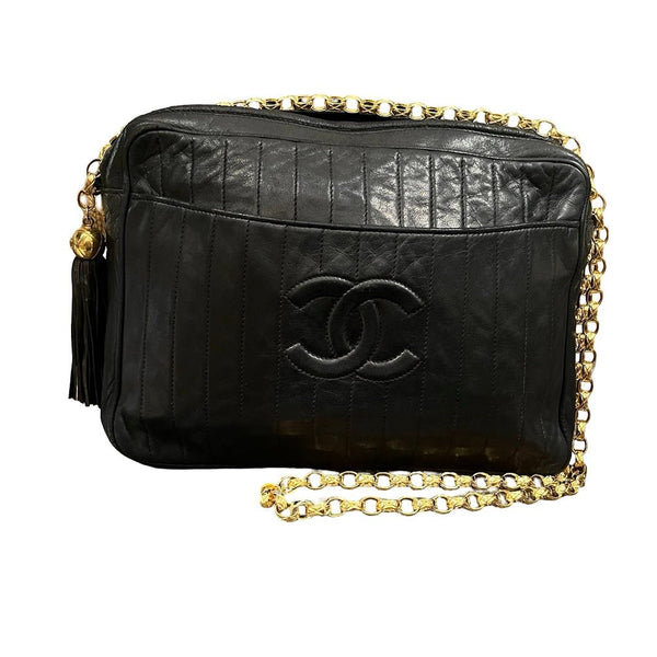 Chanel, 90s Vintage, CC Quilted Chain bag & tassl - designer second hand vienna