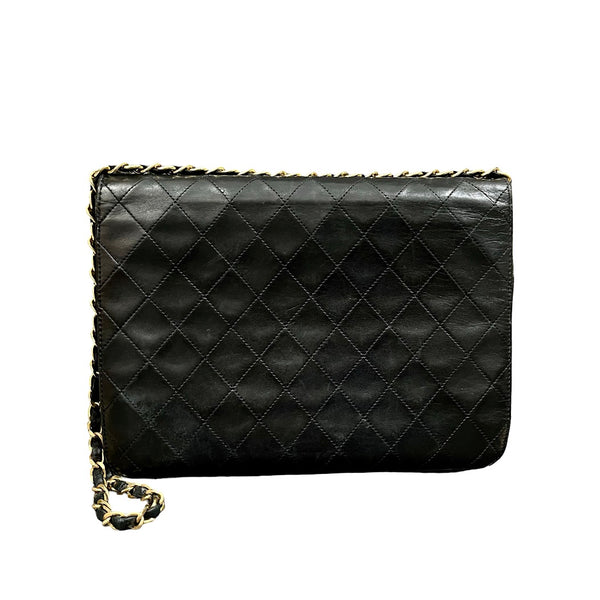 Chanel Vintage CC Logo Flap Bag - designer second hand vienna