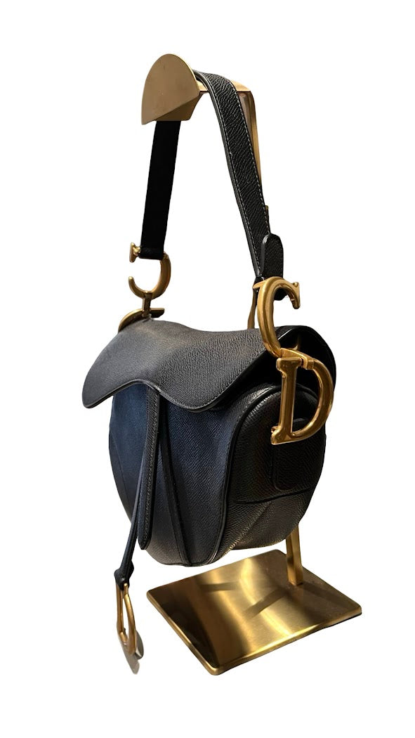 Dior, Saddle bag, schwarzes Leder/goldene Hardware