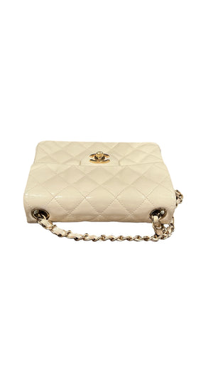 Chanel, Mini Flap, Turnlock - designer second hand vienna