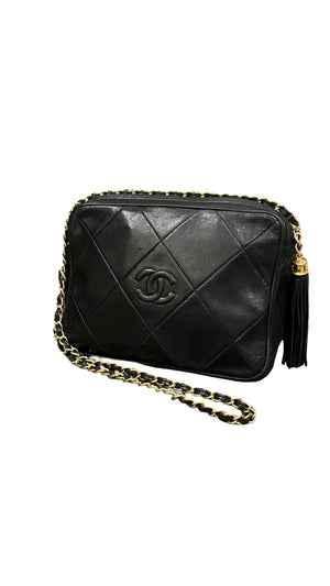 Chanel, 90s Vintage Camera Bag & Tassl - designer second hand vienna
